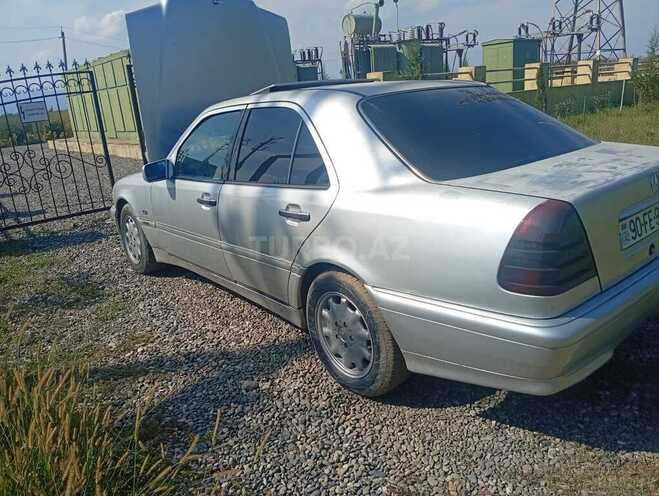 Mercedes 200 E 1995, 123,400 km - 2.0 l - Masallı