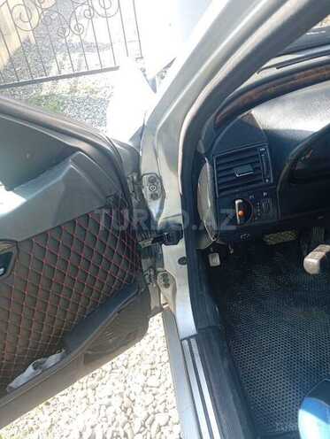 Mercedes 200 E 1995, 123,400 km - 2.0 l - Masallı