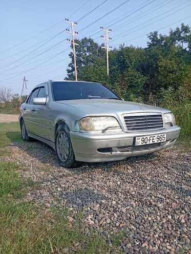 Mercedes 200 E 1995, 123,400 km - 2.0 l - Masallı