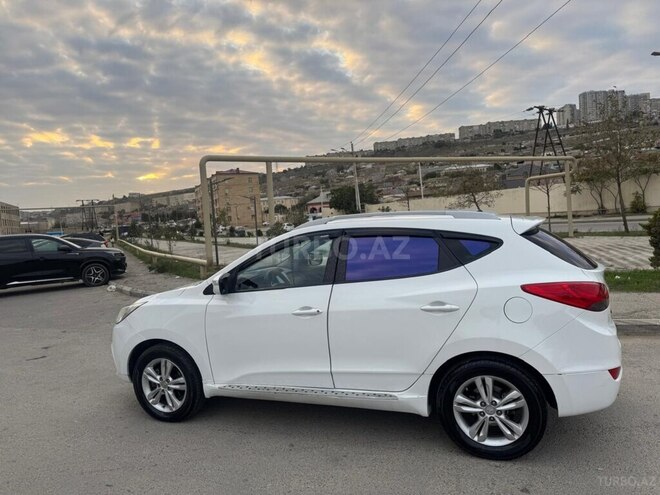 Hyundai ix35 2012, 203,000 km - 2.0 л - Bakı