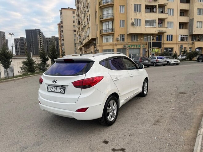 Hyundai ix35 2012, 203,000 km - 2.0 л - Bakı
