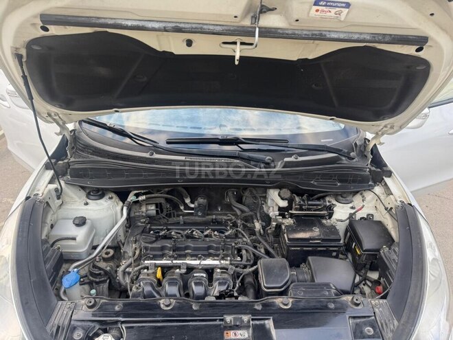 Hyundai ix35 2012, 203,000 km - 2.0 л - Bakı