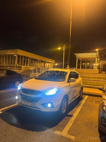 Hyundai ix35 2012, 203,000 km - 2.0 л - Bakı