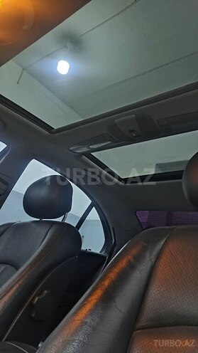 Mercedes E 240 2002, 323,000 km - 2.6 l - Şəki