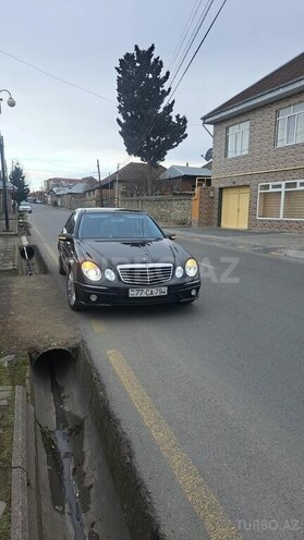 Mercedes E 240 2002, 323,000 km - 2.6 l - Şəki