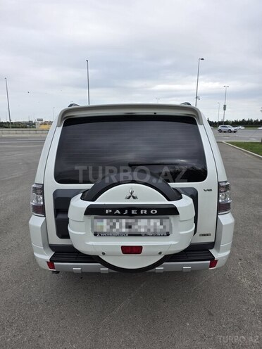 Mitsubishi Pajero 2011, 200,000 km - 3.5 l - Bakı