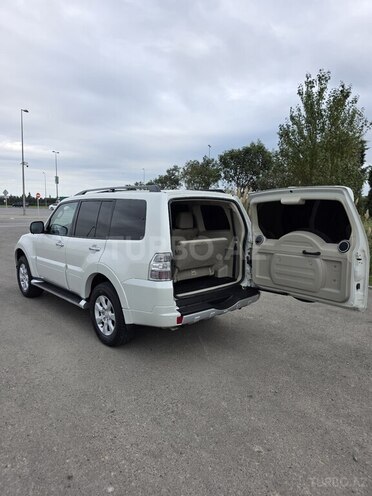 Mitsubishi Pajero 2011, 200,000 km - 3.5 l - Bakı