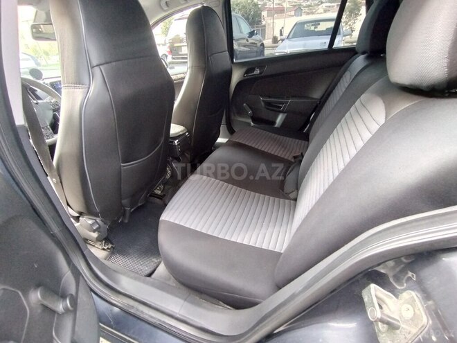 Opel Astra 2009, 328,000 km - 1.7 l - Bakı