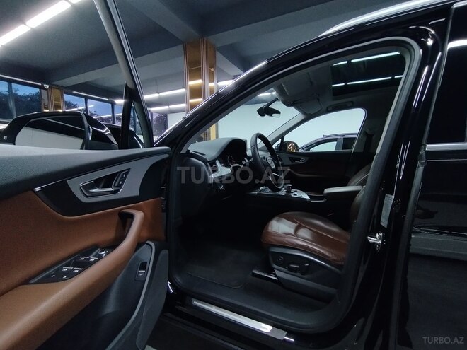 Audi Q7 2018, 170,000 km - 2.0 l - Bakı