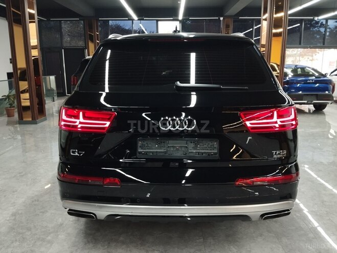 Audi Q7 2018, 170,000 km - 2.0 l - Bakı