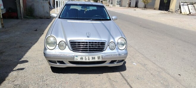 Mercedes E 270 1999, 490,000 km - 2.7 л - Biləsuvar