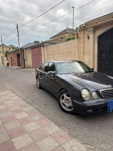 Mercedes E 320 2000, 379,063 km - 3.2 l - Bakı