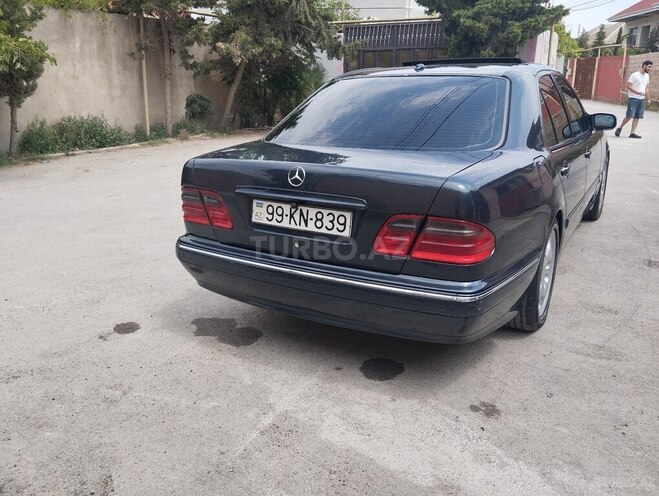 Mercedes E 320 2000, 379,063 km - 3.2 l - Bakı