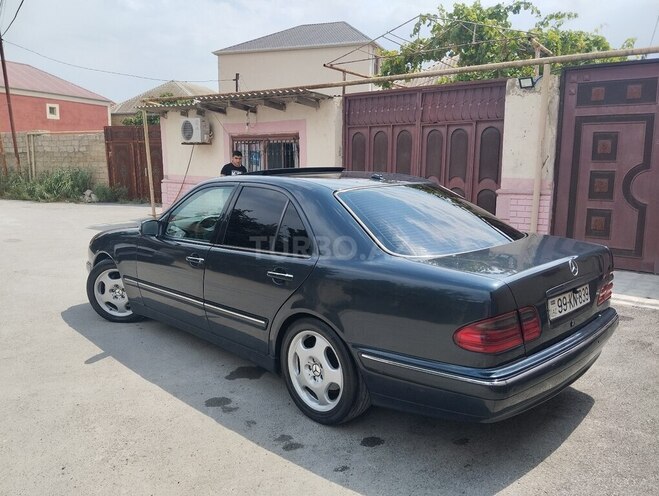Mercedes E 320 2000, 379,063 km - 3.2 l - Bakı