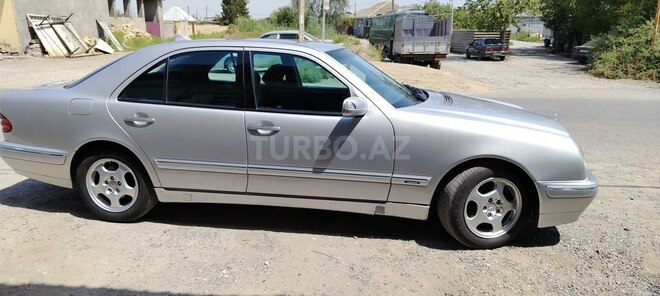 Mercedes E 270 1999, 490,000 km - 2.7 л - Biləsuvar