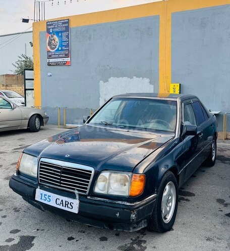 Mercedes E 220 1993, 357,412 km - 2.2 l - Bakı