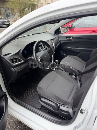Hyundai Accent 2018, 128,312 km - 1.4 л - Bakı