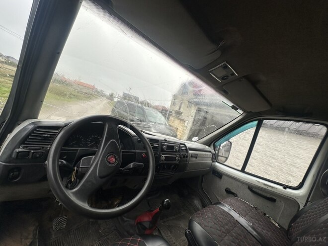 GAZ 33021 2005, 525,000 km - 2.5 l - Qusar