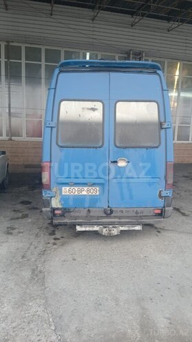 Mercedes Sprinter 208 1996, 650,000 km - 2.3 л - Tovuz
