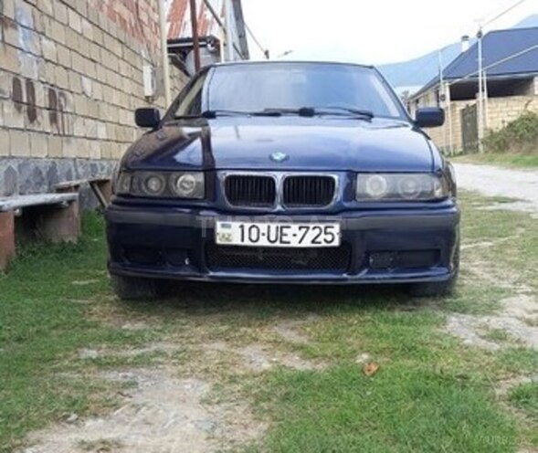 BMW 318 1993, 494,527 km - 1.8 л - Şəki