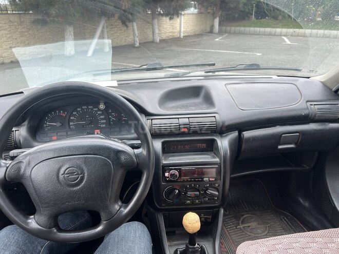 Opel Astra 1997, 650,000 km - 1.6 л - Xaçmaz