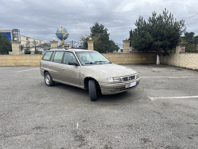 Opel Astra 1997, 650,000 km - 1.6 л - Xaçmaz