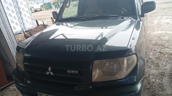 Mitsubishi Pajero io 2002, 298,000 km - 2.0 l - Gədəbəy