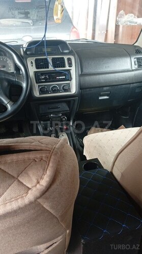 Mitsubishi Pajero io 2002, 298,000 km - 2.0 l - Gədəbəy