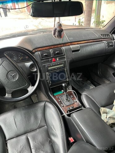 Mercedes E 230 1998, 545,000 km - 2.3 л - Bakı