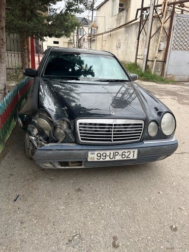 Mercedes E 230 1998, 545,000 km - 2.3 л - Bakı