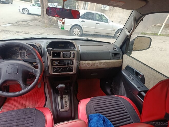 Mitsubishi Pajero io 1998, 330,000 km - 1.8 л - Bakı