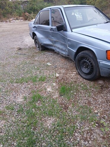 Mercedes 190 1990, 350,000 km - 2.0 l - Gəncə