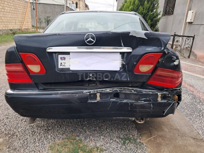 Mercedes E 230 1996, 432,285 km - 2.3 l - Gəncə