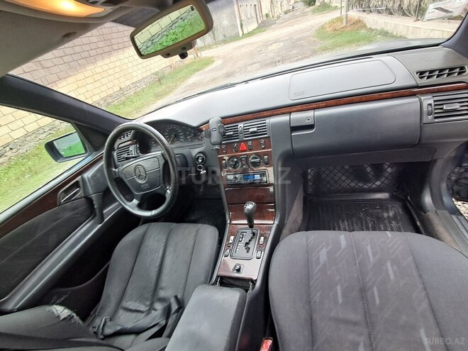 Mercedes E 230 1996, 432,285 km - 2.3 l - Gəncə