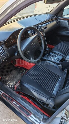 Mercedes E 240 1998, 404,341 km - 2.4 l - Bakı