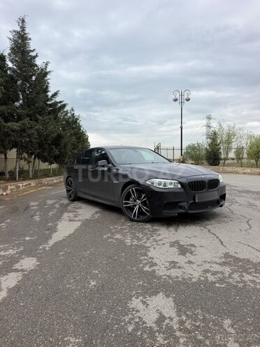 BMW 528