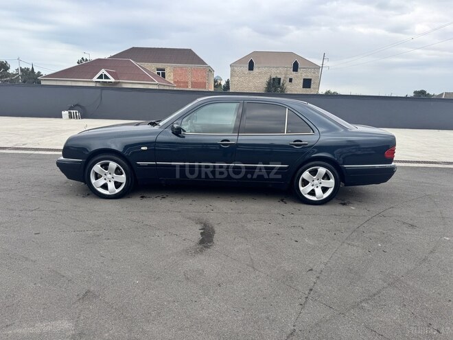 Mercedes E 200 1999, 315,000 km - 2.0 l - Bakı