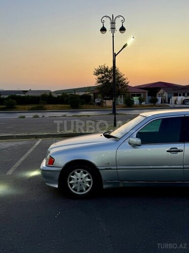 Mercedes C 180 1998, 303,030 km - 1.8 л - Bakı