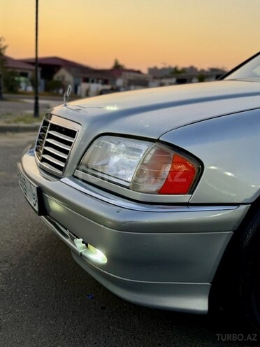 Mercedes C 180 1998, 303,030 km - 1.8 л - Bakı