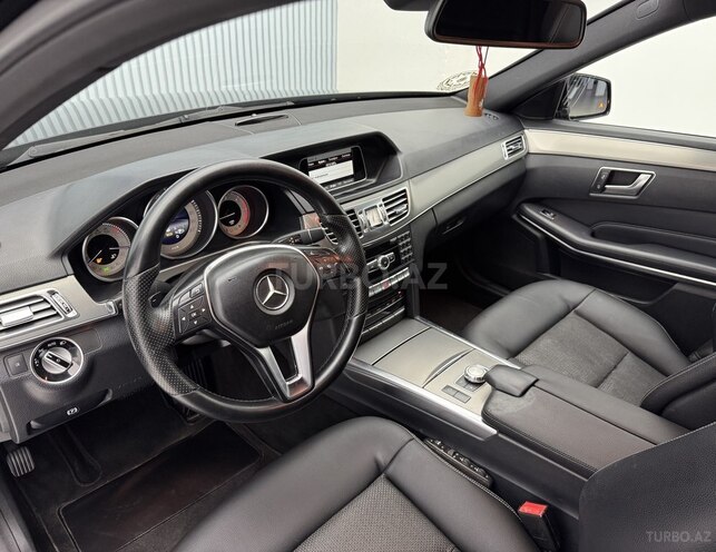 Mercedes E 220 2013, 300,000 km - 2.1 л - Bakı