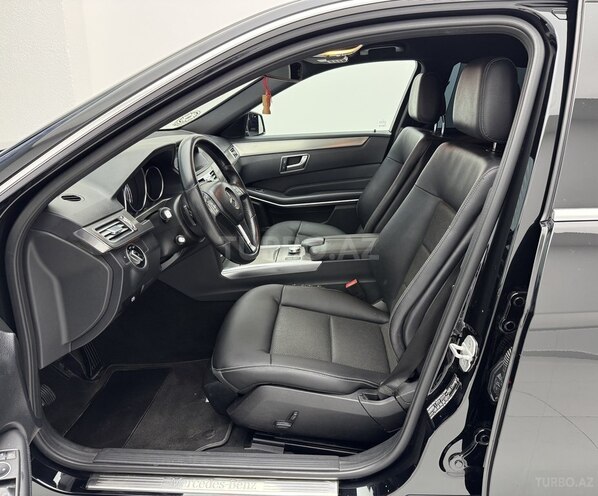 Mercedes E 220 2013, 300,000 km - 2.1 л - Bakı