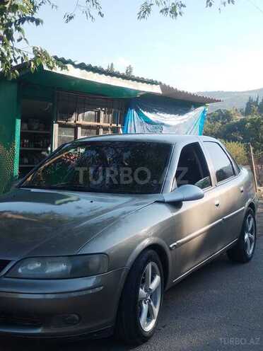 Opel Vectra 1997, 268,320 km - 1.6 l - Tovuz