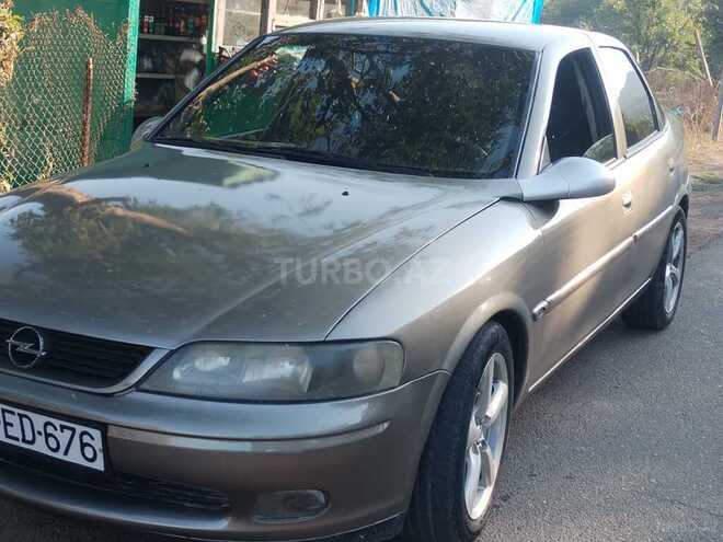 Opel Vectra 1997, 268,320 km - 1.6 l - Tovuz