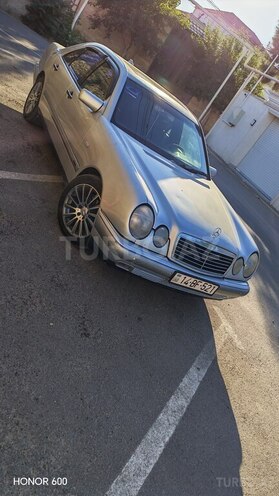Mercedes E 240 1998, 404,341 km - 2.4 l - Bakı