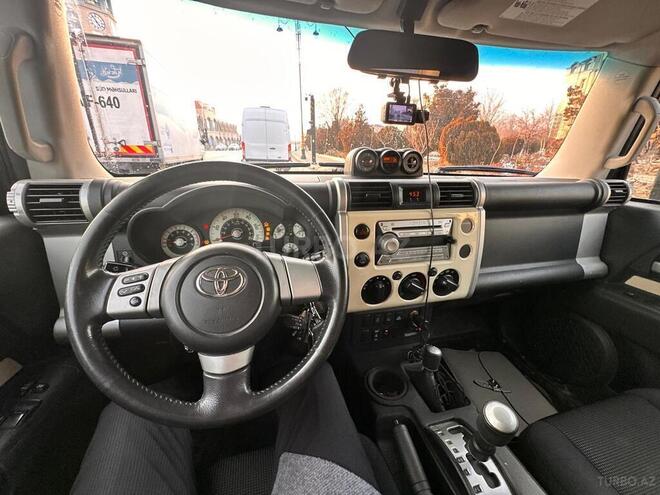 Toyota FJ Cruiser 2007, 99,000 km - 4.0 l - Naxçıvan