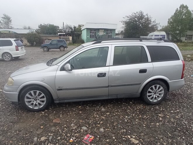 Opel Astra 1999, 337,000 km - 2.0 l - Quba