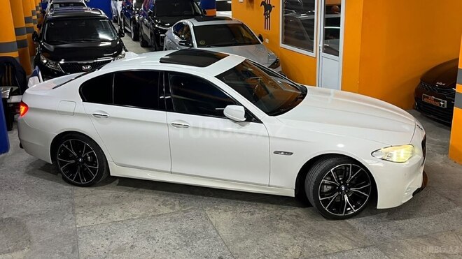 BMW 528 2013, 190,000 km - 2.0 л - Sumqayıt