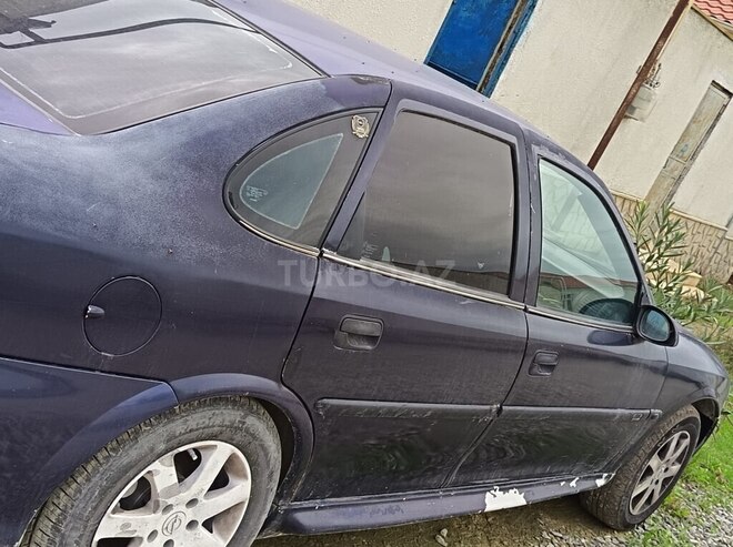 Opel Vectra 1998, 450,000 km - 2.0 l - Bakı