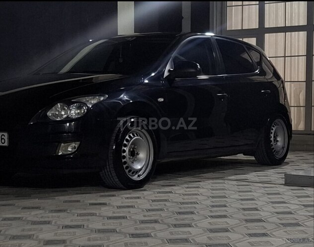 Hyundai i30 2008, 182,540 km - 1.4 л - İmişli