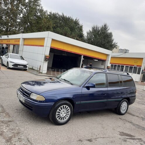 Opel Astra 1994, 248,000 km - 1.6 l - Bakı